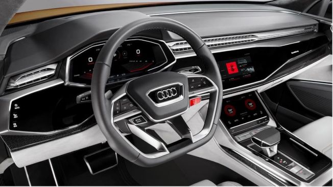 配备Android的Audi Q8 Sport的内装概念展示。（取材自Google）