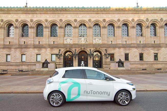 全美第二大手机叫车公司Lyft将与波士顿一家初创公司NuTonomy合作共同研发自动驾驶手机叫车服务。图为NuTonomy公司自动驾驶车辆在波士顿测试。(取自NuTonomy公司脸书)