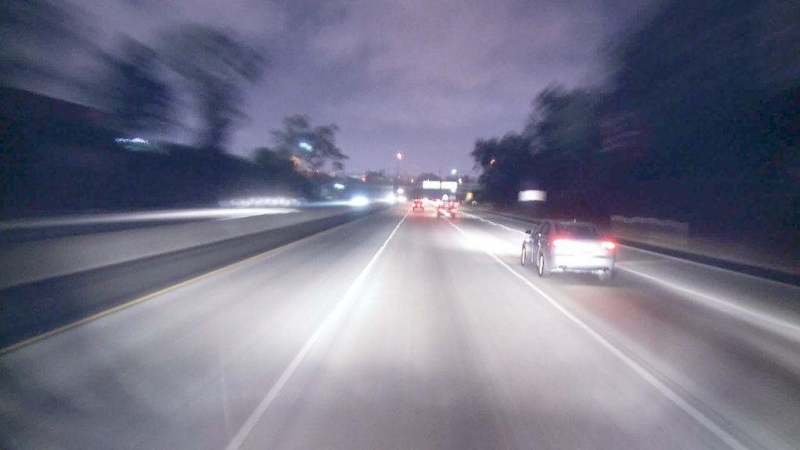 为什么高速公路不装路灯？你回答不出来还好意思说是老司机？